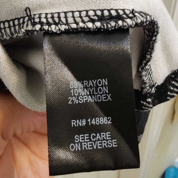 NWOT Torrid Ponte Sweetheart Corset Top - Picture 4 of 4